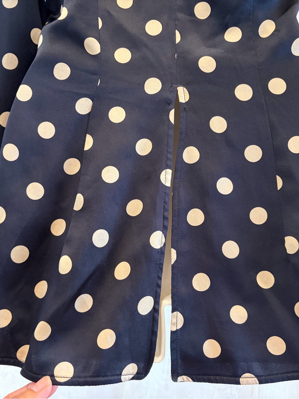 VTG Valentino Black Ivory Dot Silk Charmeuse Blouse US 4 1990's SuperModel Style - Picture 7 of 9